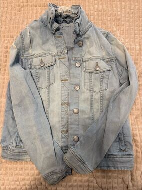 Aeropostale Jean jacket!